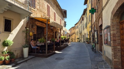 ansicht strasse in radicondoli