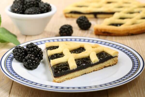 crostata mit brombeermarmelade