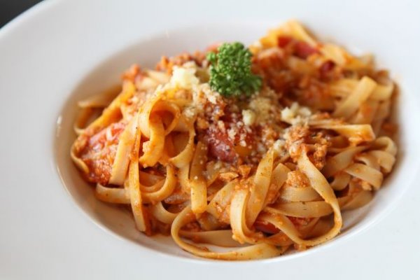 fettucine mit ragu bolognese