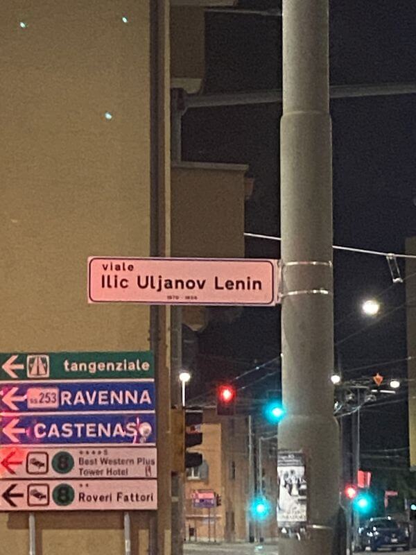bologna strassenschild lenin