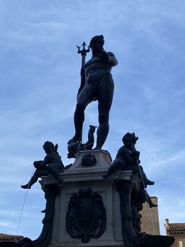 bologna neptunsbrunnen