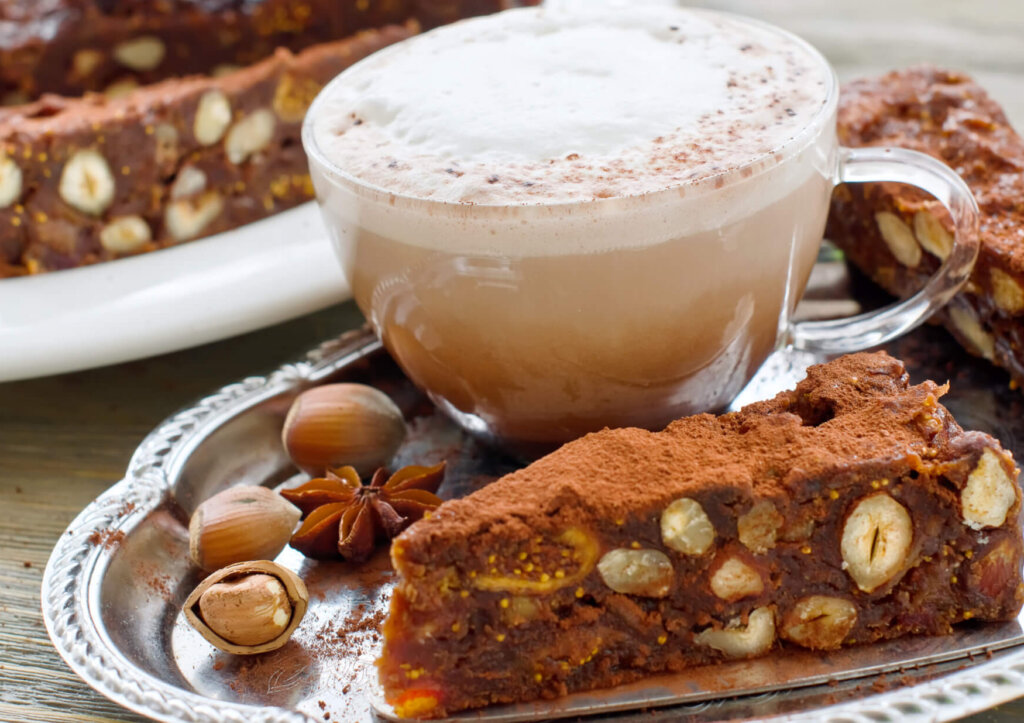 panforte mit kaffee
