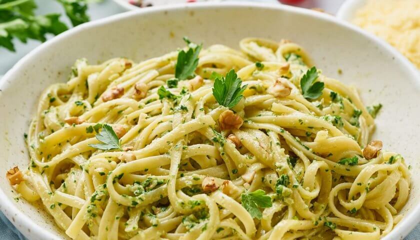 tagliatelle pesto